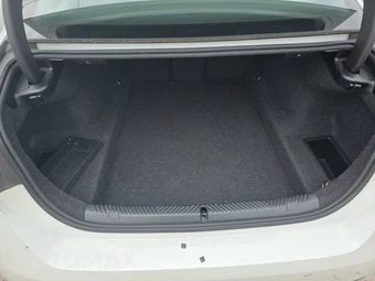 2025 BMW 5 Series Sedan 530i - miniatura 23