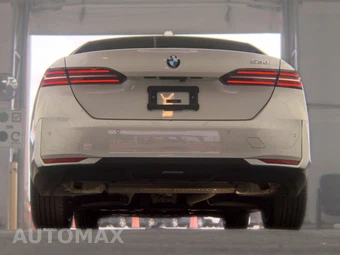 2025 BMW 5 Series Sedan 530i - miniatura 7