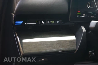 2025 BMW 5 Series Sedan 530i - miniatura 21