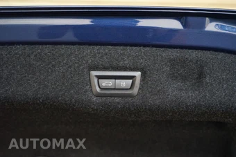 2025 BMW 5 Series Sedan 530i - miniatura 24