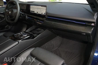 2025 BMW 5 Series Sedan 530i - miniatura 5