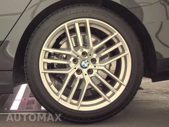 2025 BMW 5 Series Sedan 530i - miniatura 12