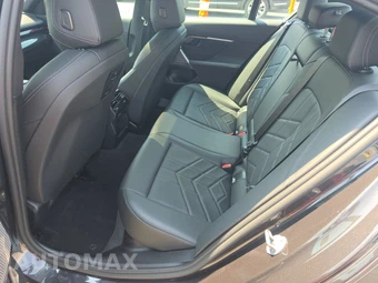 2025 BMW 5 Series Sedan 530i - miniatura 19