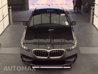 2025 BMW 5 Series Sedan 530i - miniatura 2