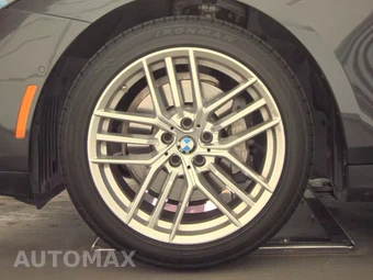 2025 BMW 5 Series Sedan 530i - miniatura 9