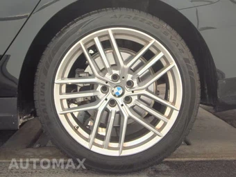 2025 BMW 5 Series Sedan 530i - miniatura 12