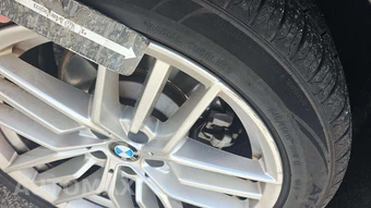 2025 BMW 5 Series Sedan 530i - miniatura 30