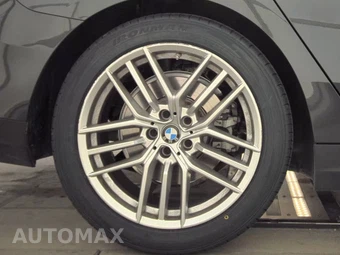2025 BMW 5 Series Sedan 530i - miniatura 11