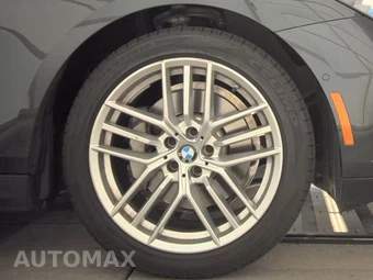 2025 BMW 5 Series Sedan 530i - miniatura 10