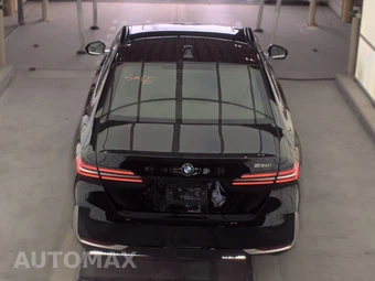 2025 BMW 5 Series Sedan 530i - miniatura 6