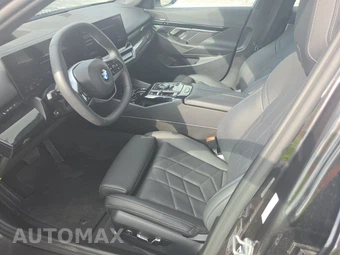 2025 BMW 5 Series Sedan 530i - miniatura 7