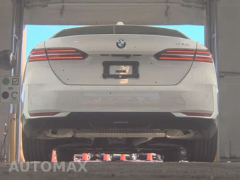 2025 BMW 5 Series Sedan 530i - miniatura 7