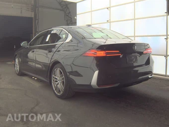 2025 BMW 5 Series Sedan 530i - miniatura 8