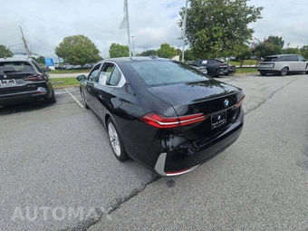 2025 BMW 5 Series Sedan 530i - miniatura 2
