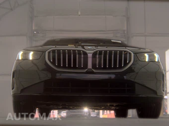 2025 BMW 5 Series Sedan 530i - miniatura 3