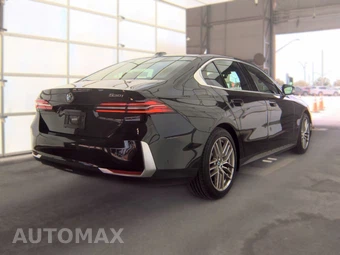 2025 BMW 5 Series Sedan 530i - miniatura 5