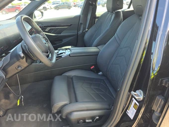 2025 BMW 5 Series Sedan 530i - miniatura 13