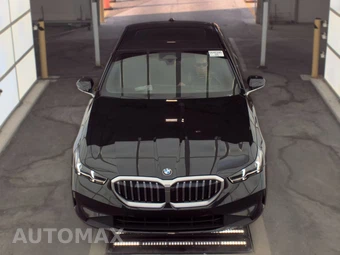 2025 BMW 5 Series Sedan 530i - miniatura 2