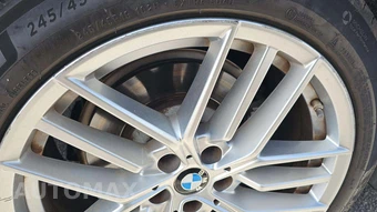2025 BMW 5 Series Sedan 530i - miniatura 30