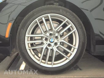 2025 BMW 5 Series Sedan 530i - miniatura 9