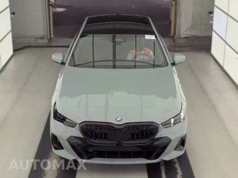 2025 BMW 5 Series Sedan 530i xDrive M SPORT LINE - miniatura 2