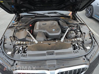 2025 BMW 5 Series Sedan 530i xDrive - miniatura 16