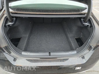 2025 BMW 5 Series Sedan 530i xDrive - miniatura 17