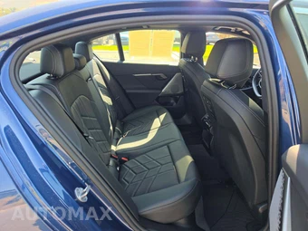 2025 BMW 5 Series Sedan 530i xDrive - miniatura 16
