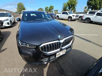 2025 BMW 5 Series Sedan 530i xDrive - miniatura 2