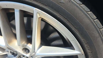 2025 BMW 5 Series Sedan 530i xDrive - miniatura 25