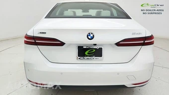 2025 BMW 5 Series Sedan 540i xDrive - miniatura 19