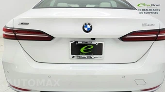 2025 BMW 5 Series Sedan 540i xDrive - miniatura 20