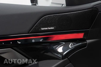 2025 BMW 5 Series Sedan 540i xDrive - miniatura 13