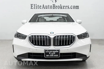 2025 BMW 5 Series Sedan 540i xDrive - miniatura 3