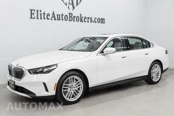 2025 BMW 5 Series Sedan 540i xDrive - miniatura 36