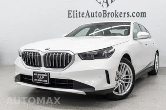 2025 BMW 5 Series Sedan 540i xDrive - miniatura 50