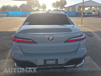 2025 BMW 7 Series Sedan 740i - miniatura 5