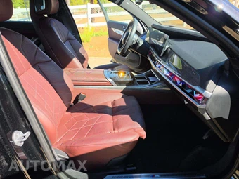 2025 BMW 7 Series Sedan 740i - miniatura 18