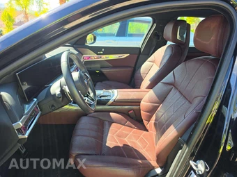 2025 BMW 7 Series Sedan 740i - miniatura 6