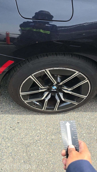 2025 BMW 7 Series Sedan 740i - miniatura 27