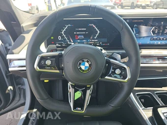 2025 BMW 7 Series Sedan 740i - miniatura 10