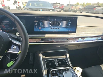 2025 BMW 7 Series Sedan 740i - miniatura 11