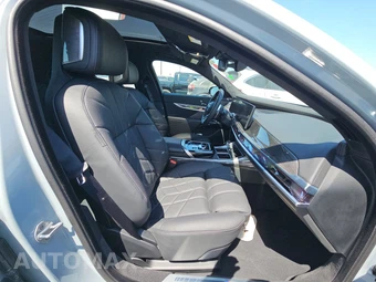 2025 BMW 7 Series Sedan 740i - miniatura 8