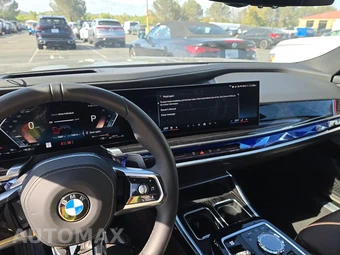 2025 BMW 7 Series Sedan 740i xDrive - miniatura 11
