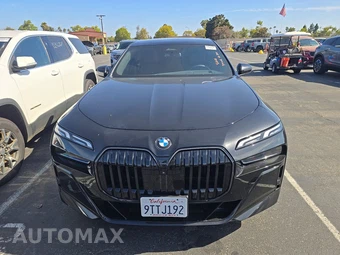 2025 BMW 7 Series Sedan 740i xDrive - miniatura 2