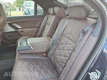 2025 BMW 7 Series Sedan 740i xDrive - miniatura 13