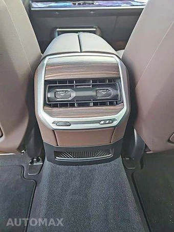 2025 BMW 7 Series Sedan 740i xDrive - miniatura 25