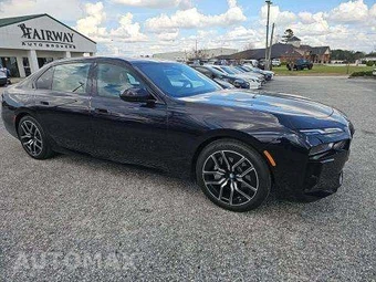 2025 BMW 7 Series Sedan 740i xDrive - miniatura 4