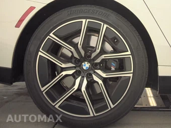 2025 BMW 7 Series Sedan 740i xDrive - miniatura 11