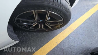 2025 BMW 7 Series Sedan 740i xDrive - miniatura 31
